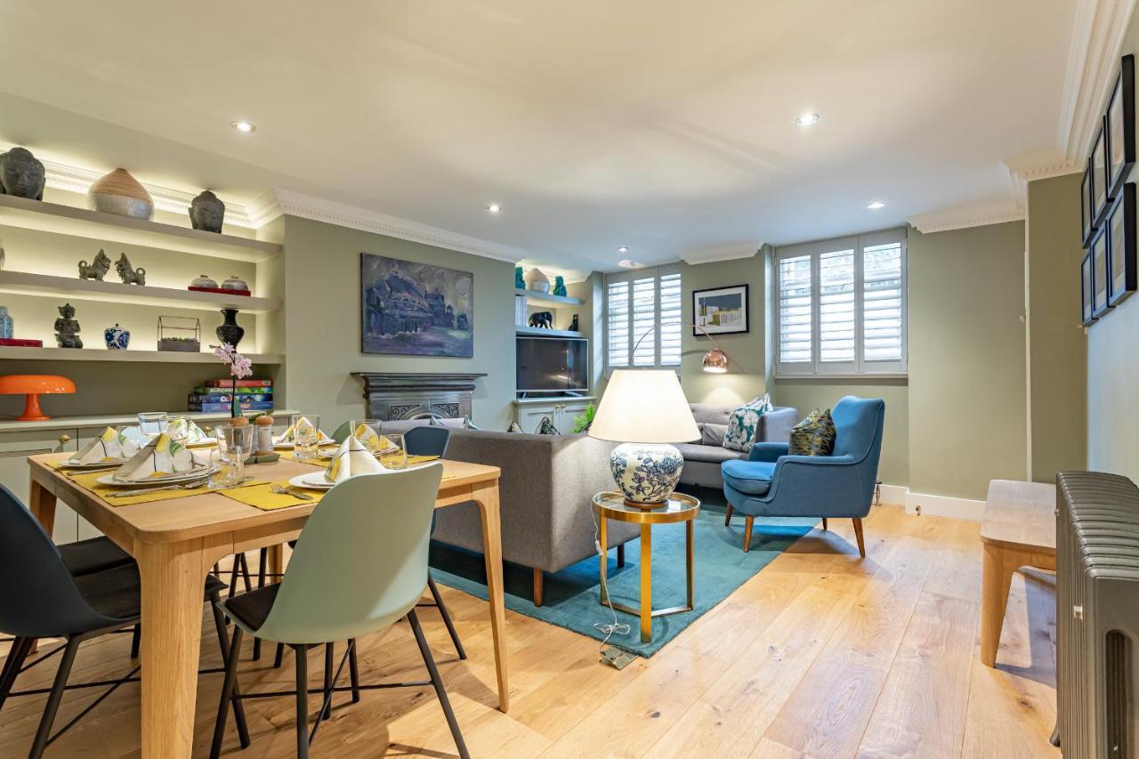 Beaches - Luxury Seafront Apartment Brighton