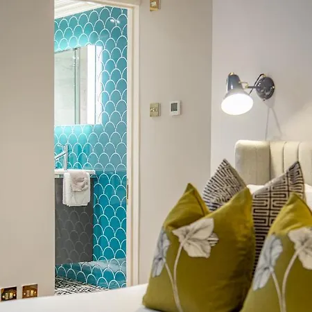 Beaches Brighton - Luxury Seafront Accommodation Exterior photo